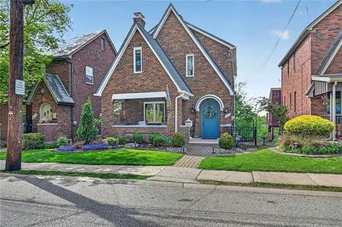 $379,900 | 830 Florida Avenue, Pittsburgh, PA 15228