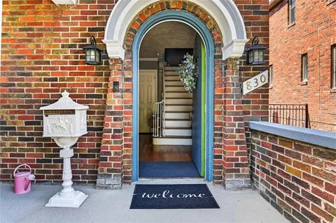 $379,900 | 830 Florida Avenue, Pittsburgh, PA 15228