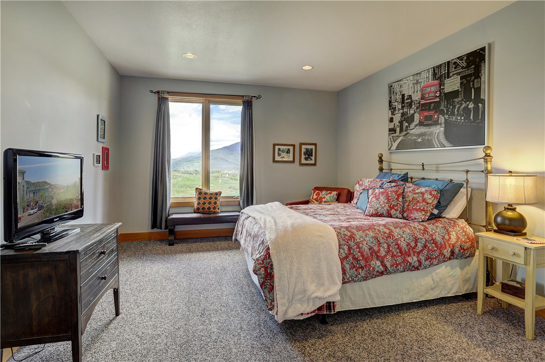 1050 South Ruby Road Silverthorne, CO 80498 - Photo 29 of 35 Gallery Image 29