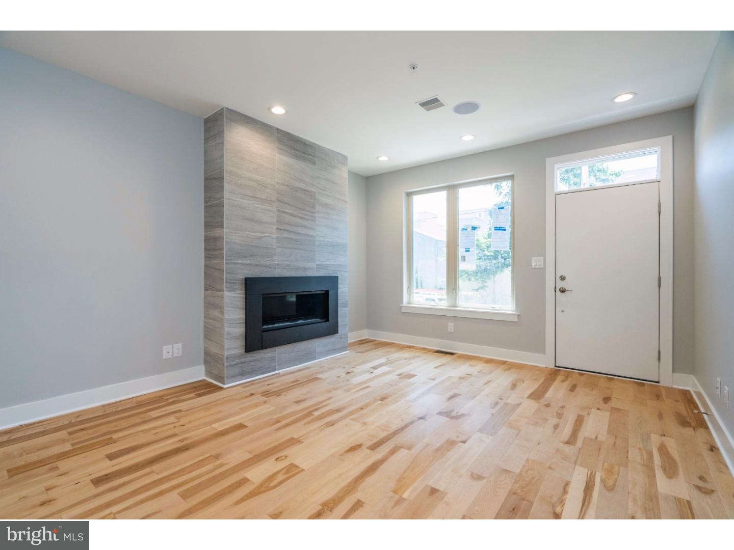 2057 Tasker Street Philadelphia, PA 19145 - Photo 2 of 25