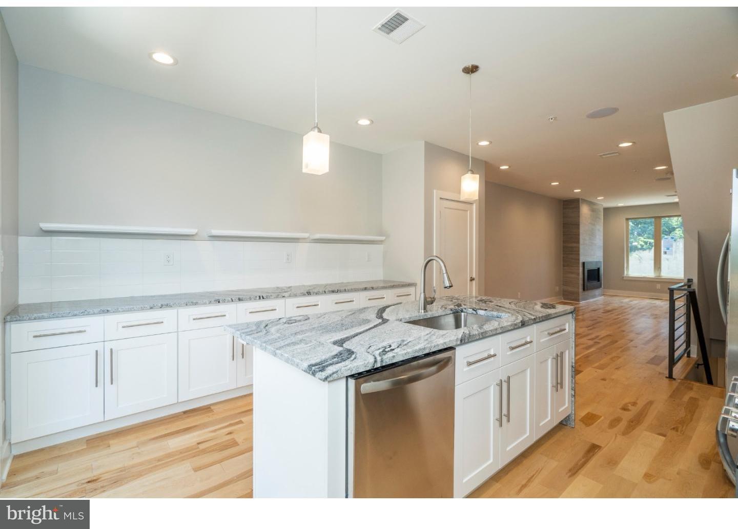 2057 Tasker Street Philadelphia, PA 19145 - Photo 6 of 25