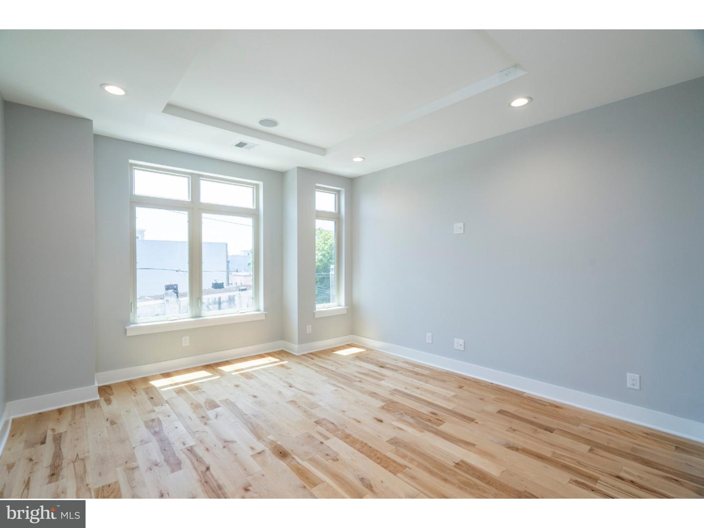 2057 Tasker Street Philadelphia, PA 19145 - Photo 7 of 25