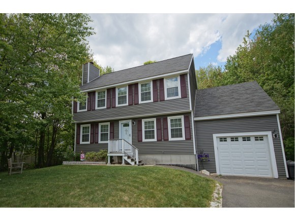 26 Wright Road Derry, NH 03038 - Photo 2 of 28