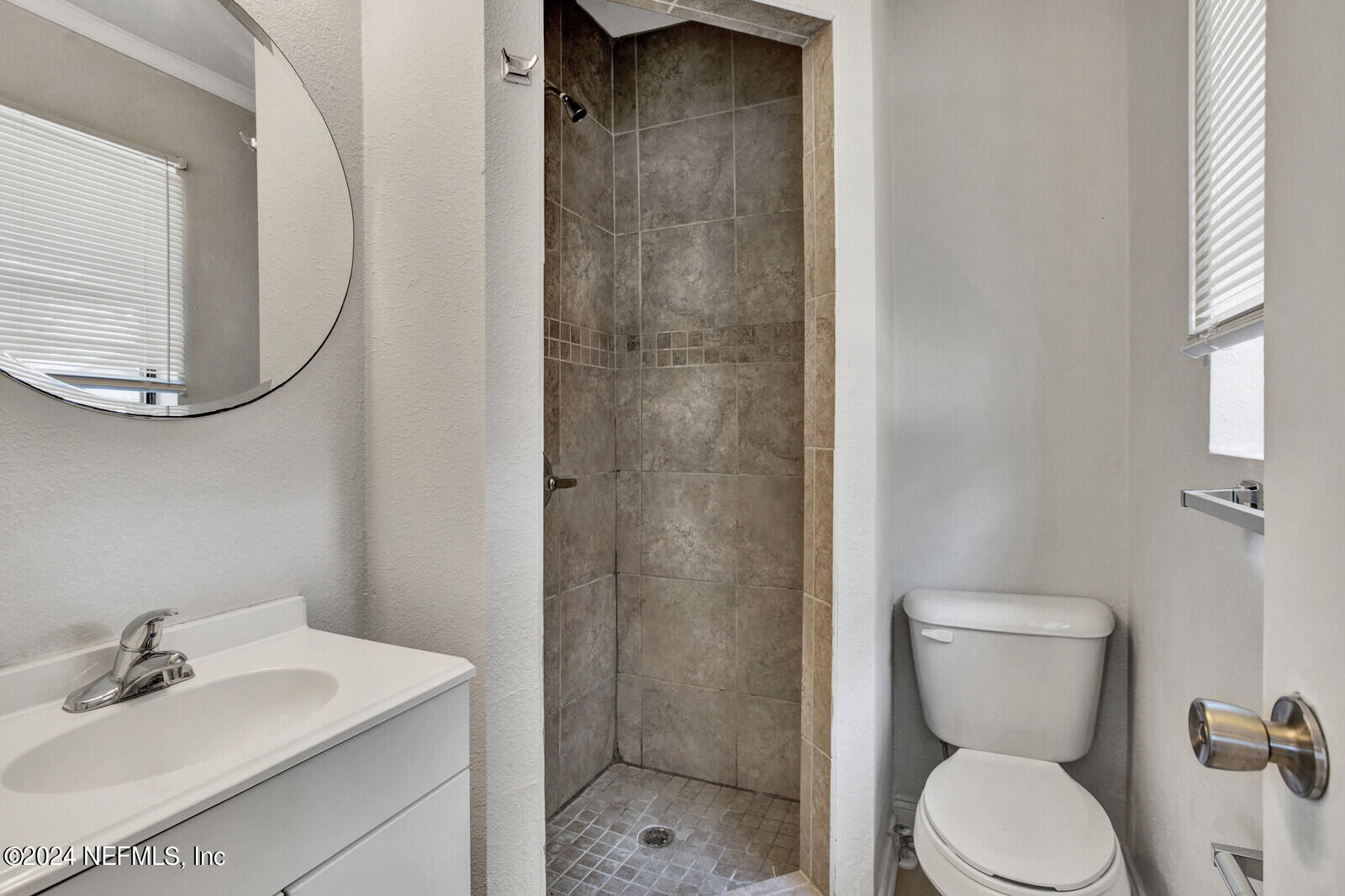 10618 Lone Star Road Jacksonville, FL 32225 - Photo 15 of 26 Primary Bathroom