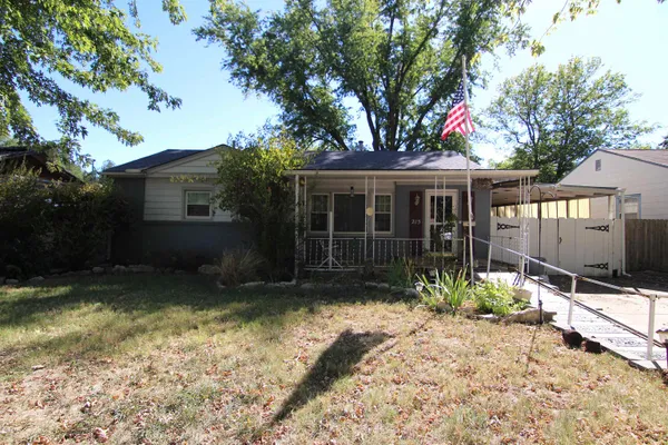 $117,000 | 215 E Springdale St, Derby, KS 67037