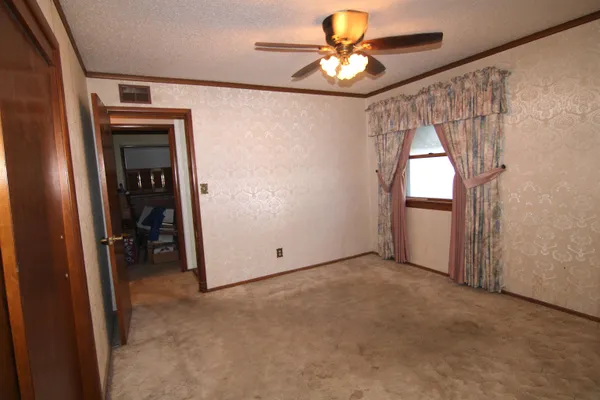 $117,000 | 215 E Springdale St, Derby, KS 67037