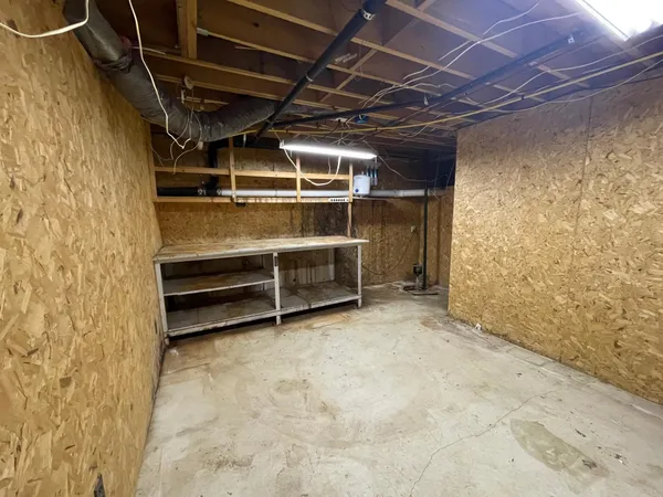 $117,000 | 215 E Springdale St, Derby, KS 67037