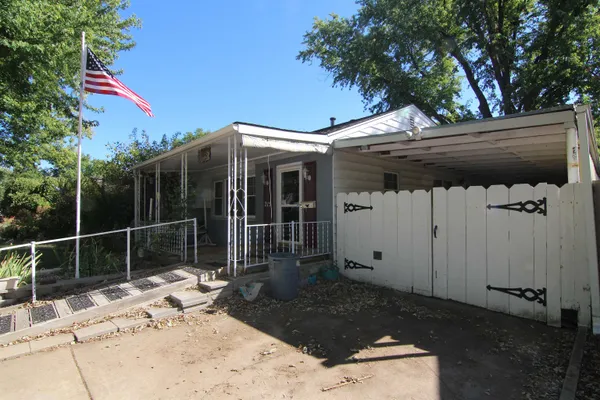 $117,000 | 215 E Springdale St, Derby, KS 67037