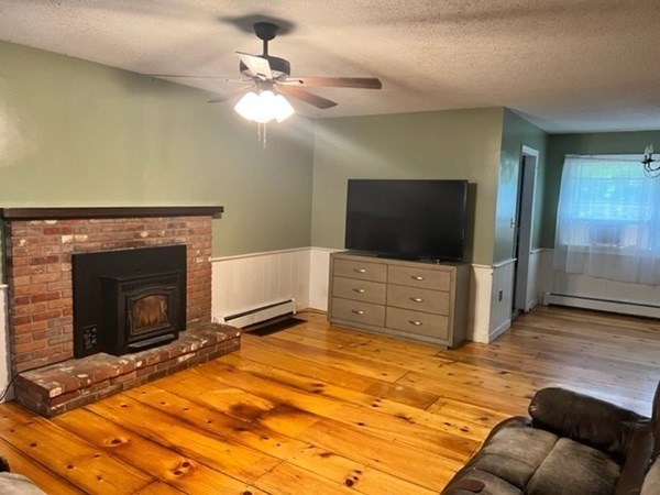 92 Webber Road Brookfield, MA 01506 - Photo 2 of 36