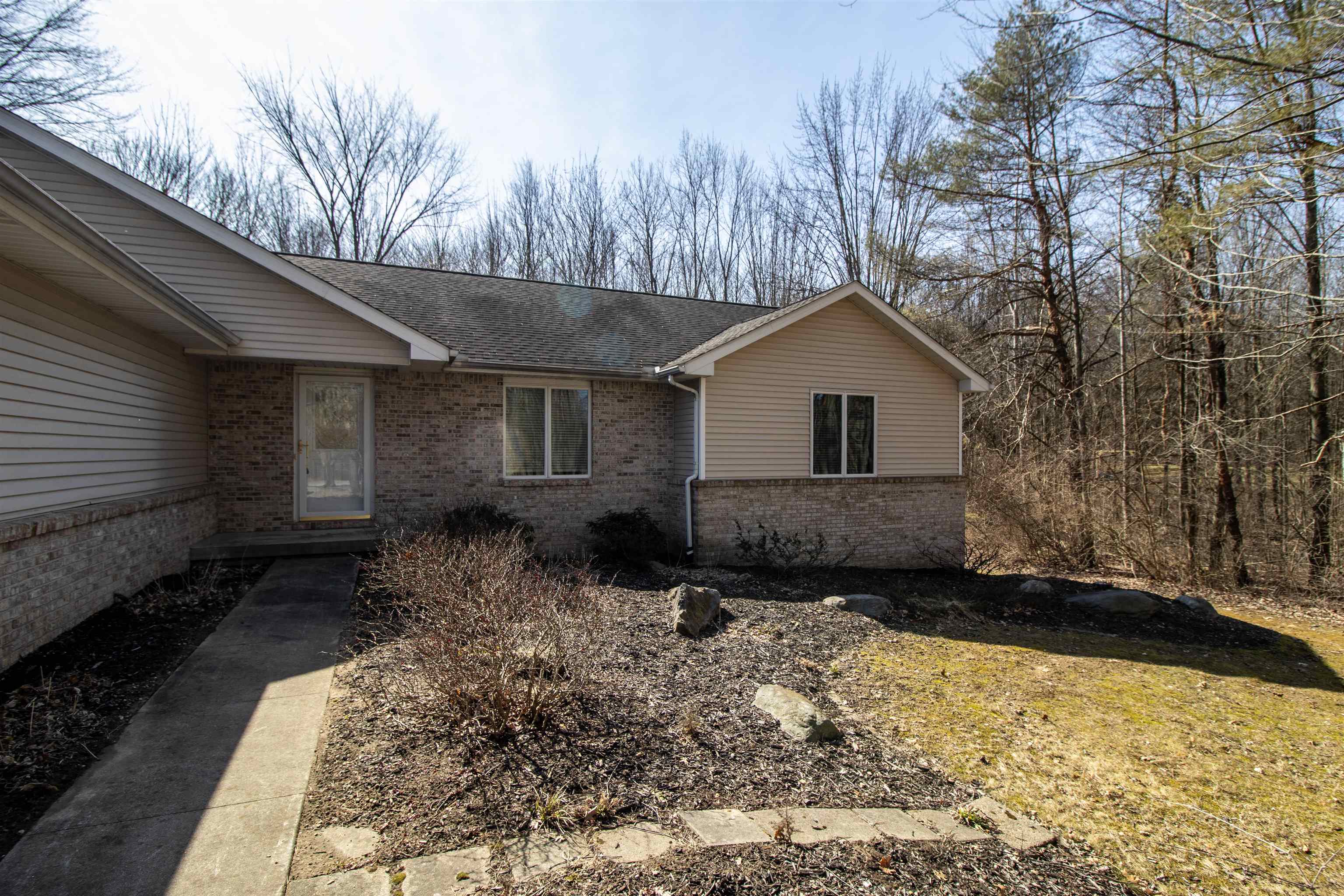 10103 West Mount Morris Road Flushing, MI 48433 - Photo 54 of 62 50168527-d43898d7-74a9-48e5-89e0-c72b7de0c368.JPG