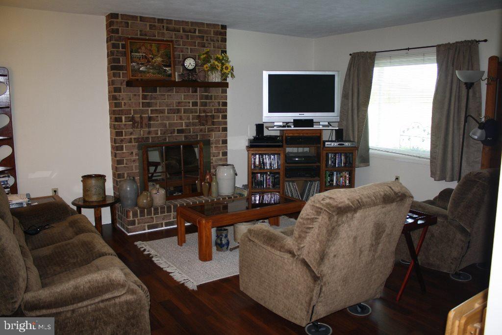 5320 Salmon Run Road Dover, PA 17315 - Photo 2 of 15 Gallery Image 2