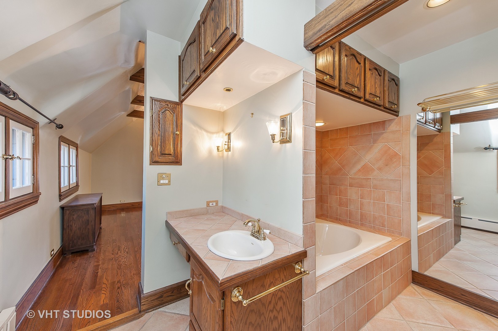 1487 Tower Road Winnetka, IL 60093 - Photo 11 of 21