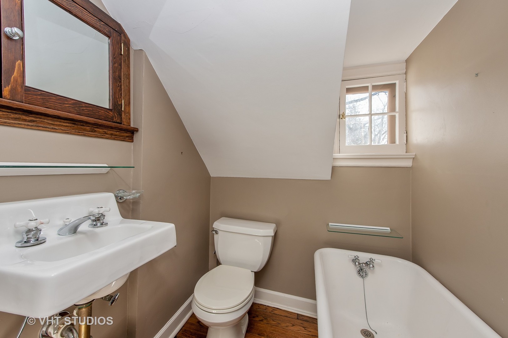 1487 Tower Road Winnetka, IL 60093 - Photo 13 of 21