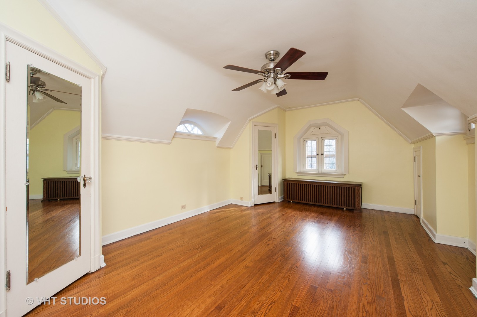 1487 Tower Road Winnetka, IL 60093 - Photo 14 of 21