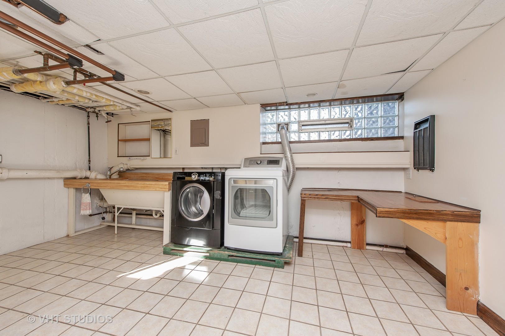 1487 Tower Road Winnetka, IL 60093 - Photo 17 of 21