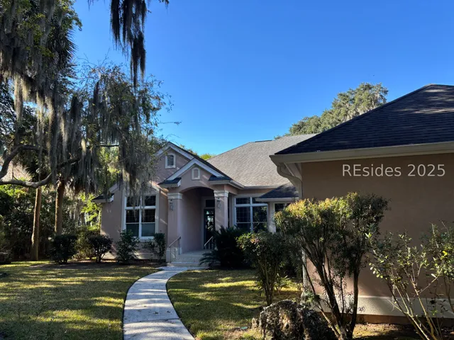 $939,000 | 25 Sugar Mill Drive, Okatie, SC 29909