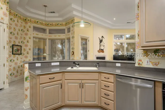 $939,000 | 25 Sugar Mill Drive, Okatie, SC 29909