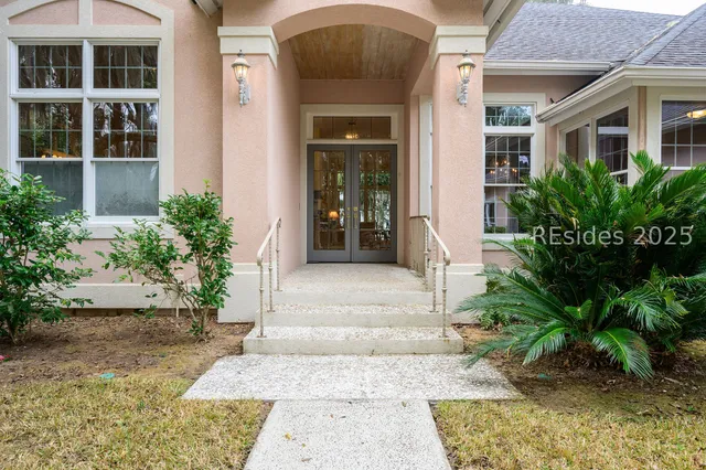 $939,000 | 25 Sugar Mill Drive, Okatie, SC 29909