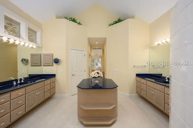 $939,000 | 25 Sugar Mill Drive, Okatie, SC 29909