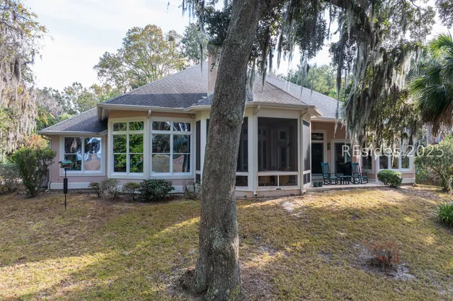 $939,000 | 25 Sugar Mill Drive, Okatie, SC 29909