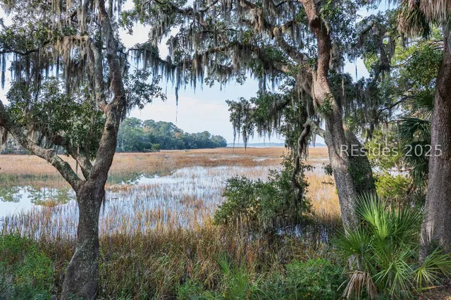 $939,000 | 25 Sugar Mill Drive, Okatie, SC 29909