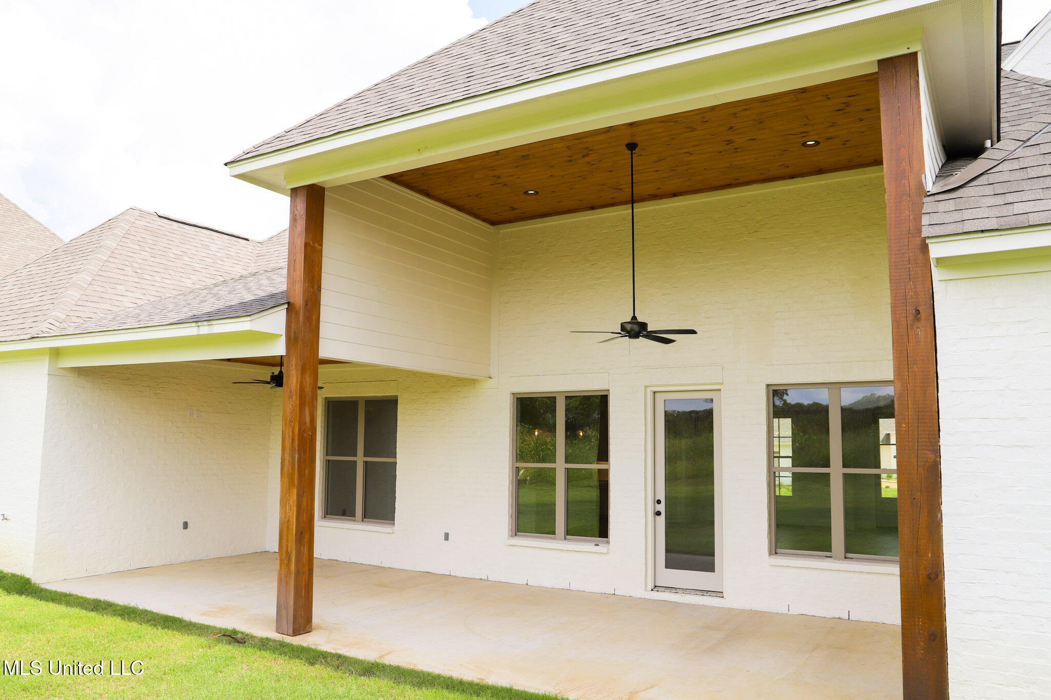 129 Genoa Drive Madison, MS 39110 - Photo 22 of 22 IMG_8056