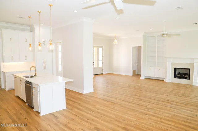 $642,000 | 129 Genoa Drive, Madison, MS 39110