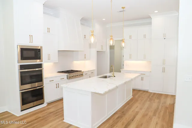 $642,000 | 129 Genoa Drive, Madison, MS 39110