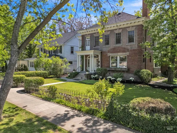 $999,000 | 121 West Main Street, Boise, ID 83702