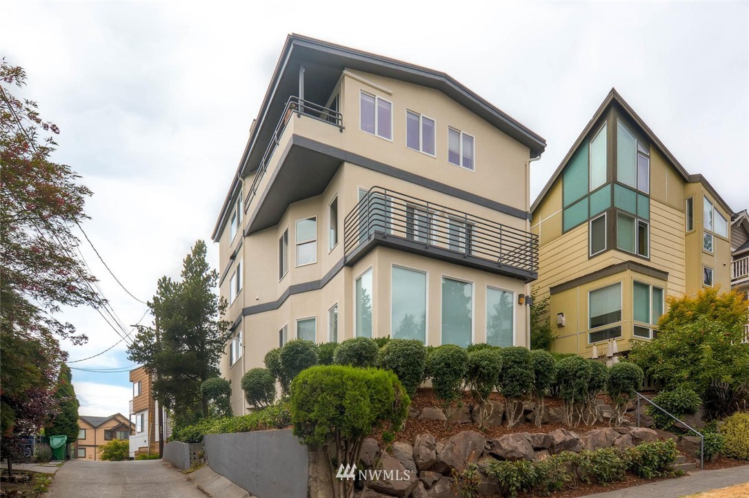 2016 North 78th Street, Unit 2 Seattle, WA 98103 - Photo 21 of 21 Gallery Image 21