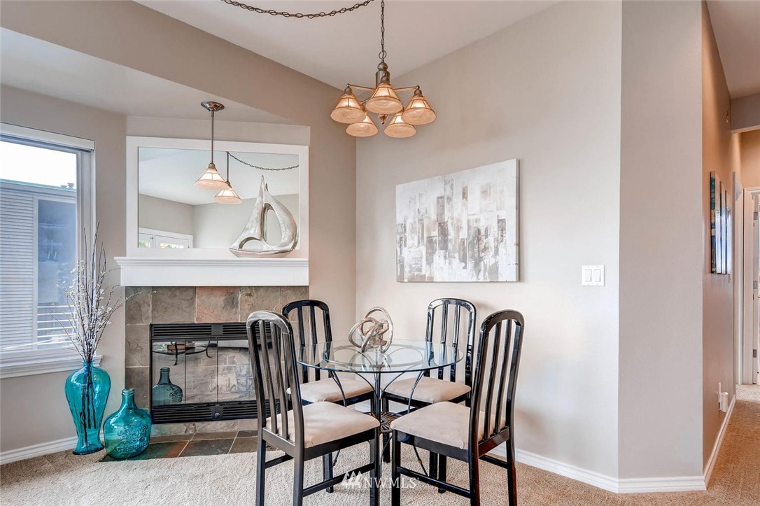 2016 North 78th Street, Unit 2 Seattle, WA 98103 - Photo 5 of 21 Gallery Image 5