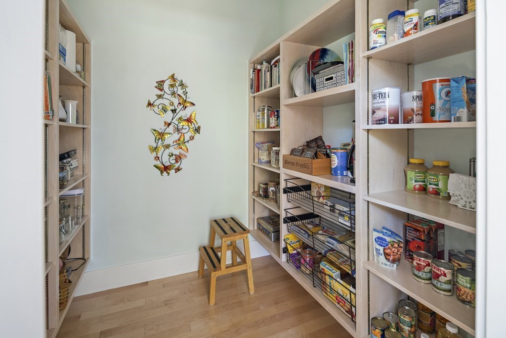 58 Weston Road Lincoln, MA 01773 - Photo 17 of 42 Gallery Image 17