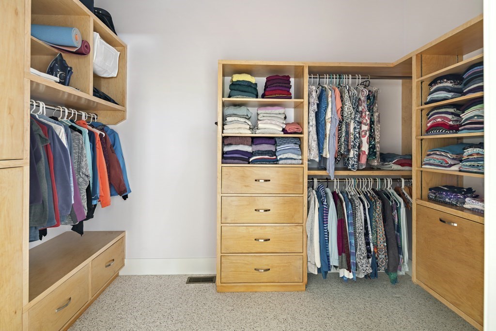 58 Weston Road Lincoln, MA 01773 - Photo 30 of 42 Gallery Image 30