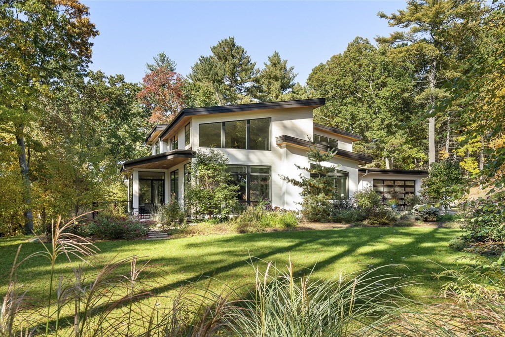 58 Weston Road Lincoln, MA 01773 - Photo 4 of 42 Gallery Image 4