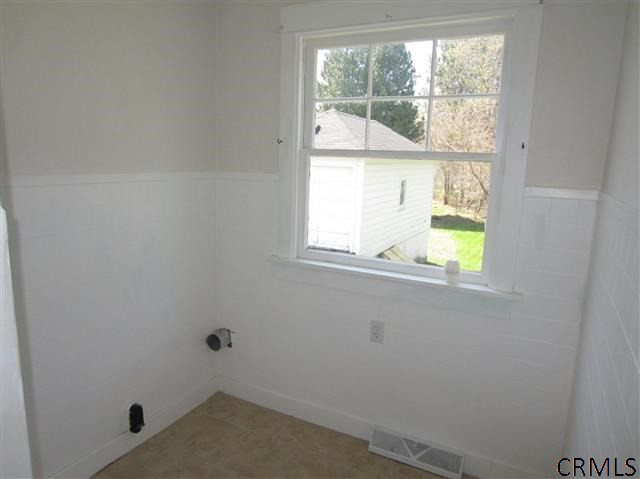 245 Vley Road Scotia, NY 12302 - Photo 6 of 22 Photo 7