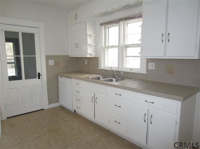 245 Vley Road Scotia, NY 12302 - Photo 9 of 22 Photo 11