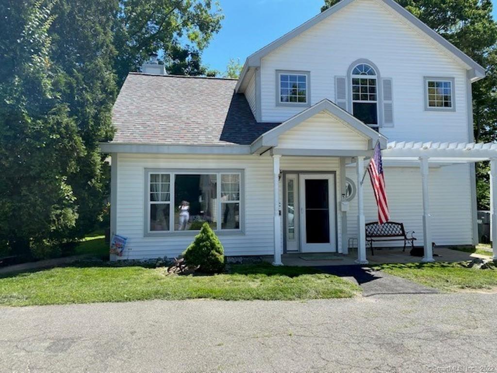 855 Oronoke Road, Unit 5 Waterbury, CT 06708 - Photo 1 of 1 Exterior front