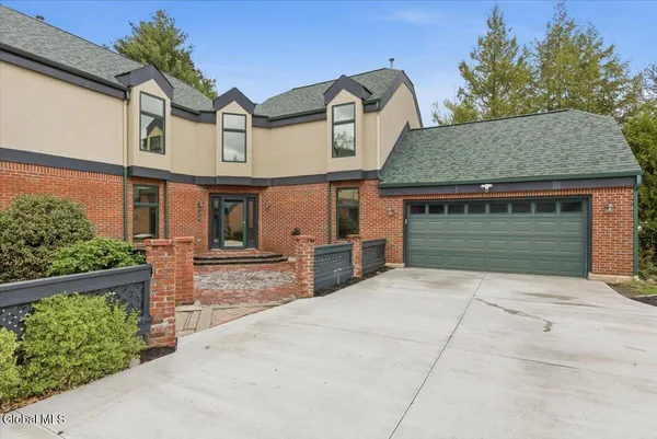 $535,000 | 214 Colonial Avenue, Albany, NY 12208