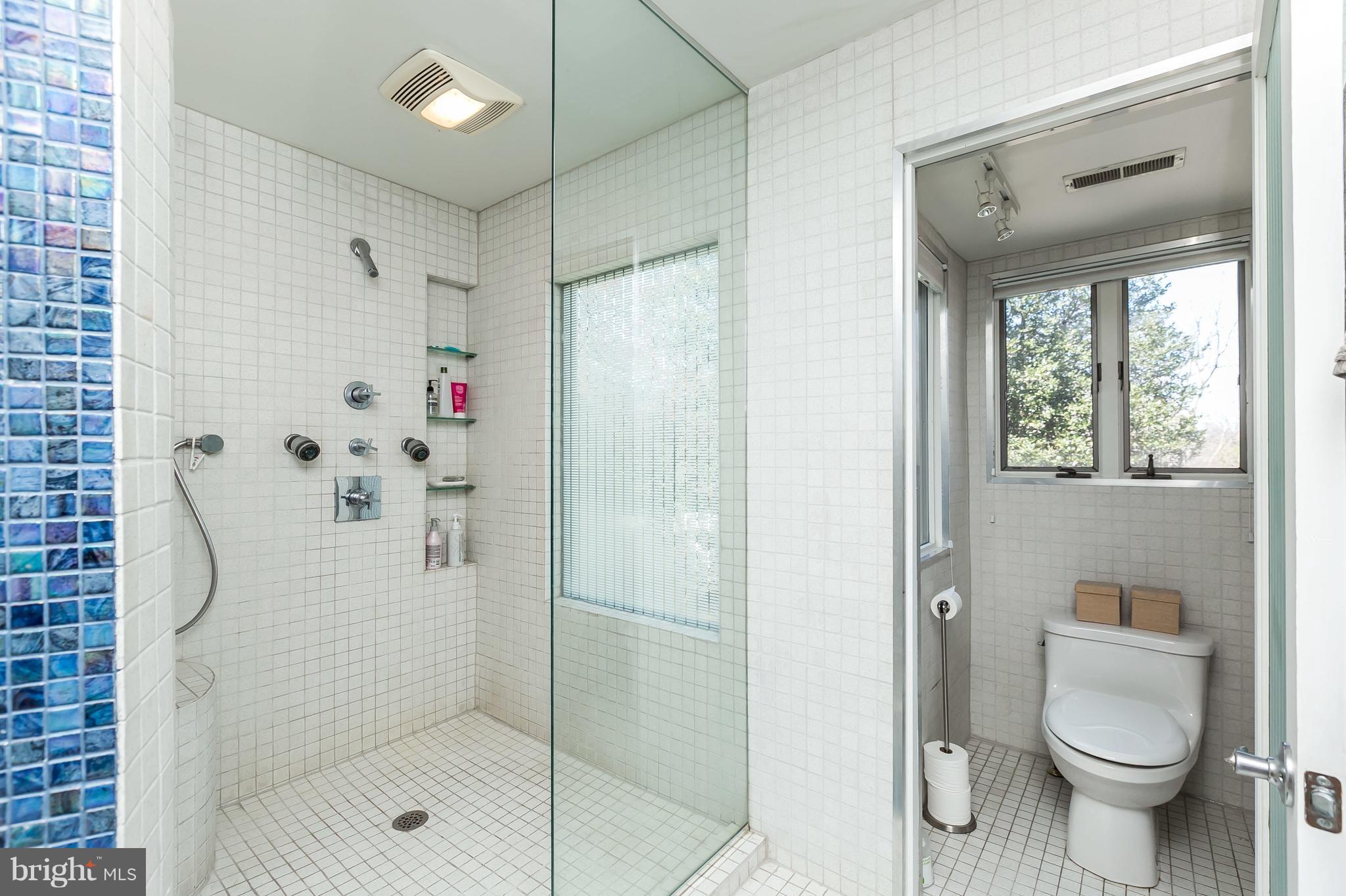 2309 Crest Road Baltimore, MD 21209 - Photo 27 of 30 Bedroom (Master)
