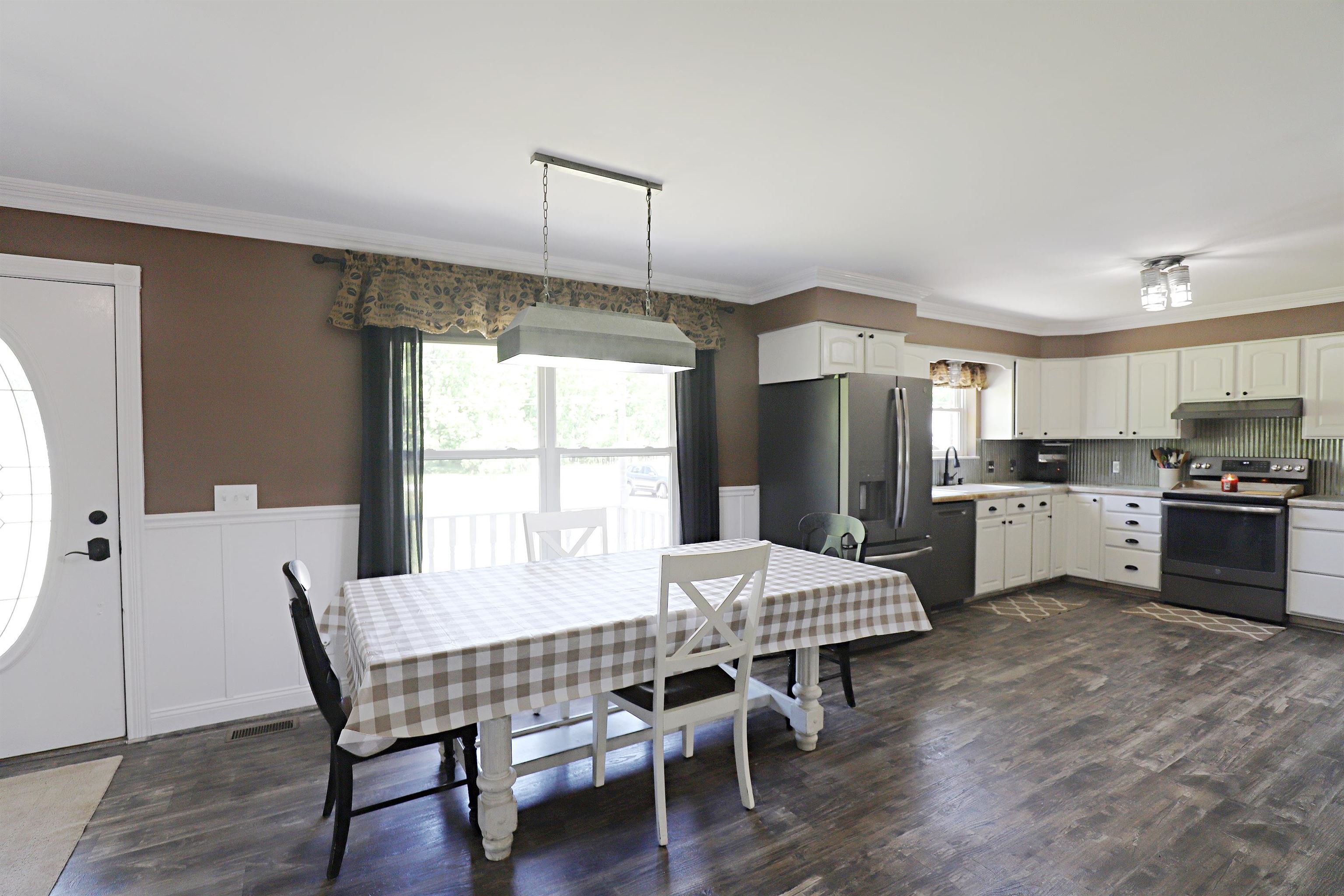 6285 Chicago Road Flushing, MI 48433 - Photo 8 of 41
