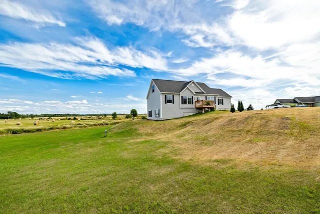 $499,800 | 5 Tylers Way, Swanton, VT 05488