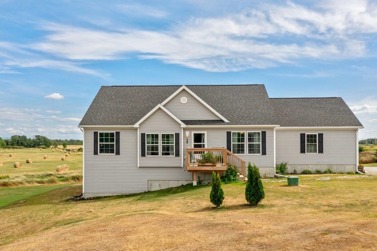 5 Tylers Way Swanton, VT 05488 - Photo 2 of 52