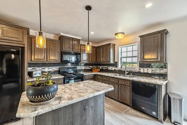 $499,800 | 5 Tylers Way, Swanton, VT 05488