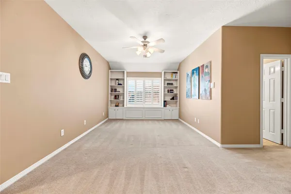 $650,000 | 8106 Hollowhaven Court, Houston, TX 77095