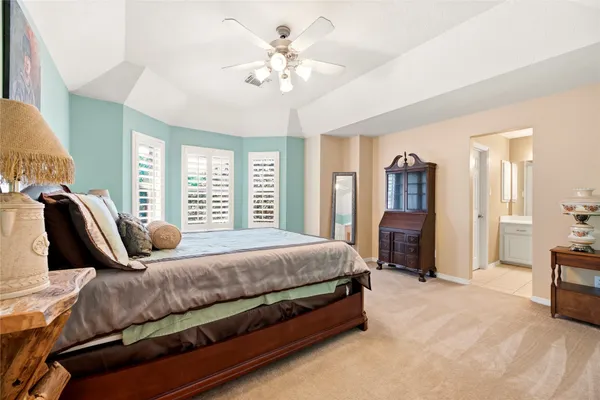 $650,000 | 8106 Hollowhaven Court, Houston, TX 77095
