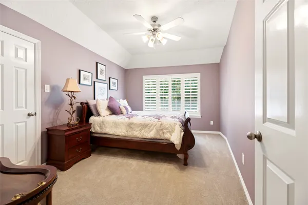 $650,000 | 8106 Hollowhaven Court, Houston, TX 77095