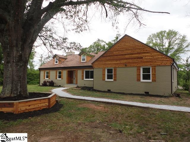416 State Rd S-39-152 Liberty, SC 29657 - Photo 1 of 30