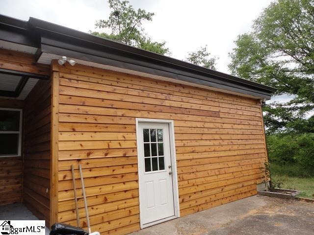 416 State Rd S-39-152 Liberty, SC 29657 - Photo 5 of 30