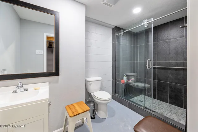 $750,000 | 2356 Old Darden Chesterfield Road, Darden, TN 38328