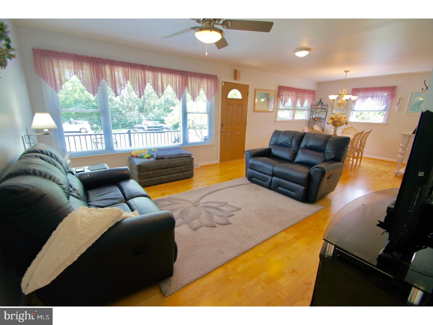 1653 Commonwealth Boulevard Reading, PA 19607 - Photo 5 of 22